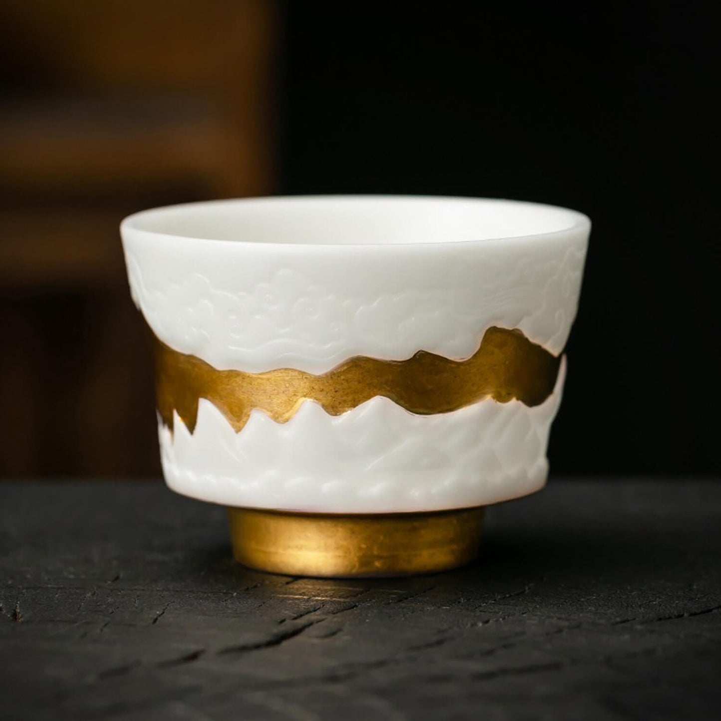 Ice Jade Relief 24k Gold-Lined Porcelain Cup